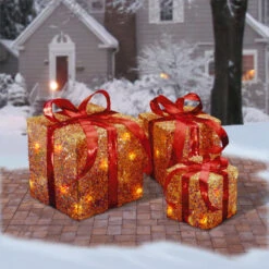Christmas Central Set Of 3 LED Lighted Red And Gold Colored Christmas Decorative Gift Boxes 7 Christmas Central Set Of 3 LED Lighted Red And Gold Colored Christmas Decorative Gift Boxes -Christmas Central dnat mzgb asst 1l 1 3 34807.1631812950