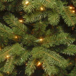 Christmas Central 4.5’ Newberry Spruce Artificial Christmas Tree, Clear Lights -Christmas Central dnat pend2 307 45 3 54420.1642031283